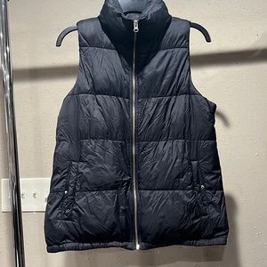 Old Navy Women’s Puffer Vest
